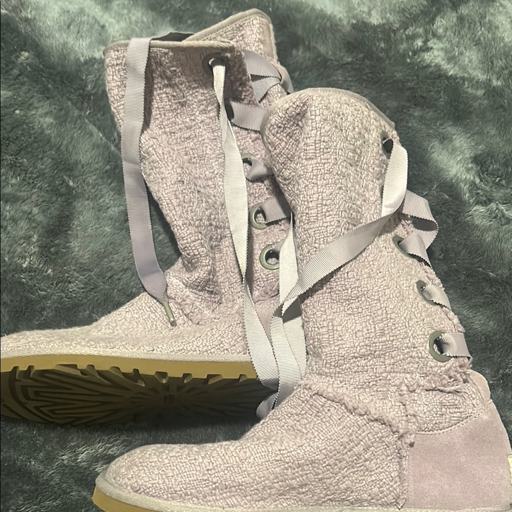 UGG Purple Lace Up Boots with High Top Design and Textured Fabric